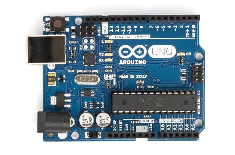 Arduino Uno (R1–R3)